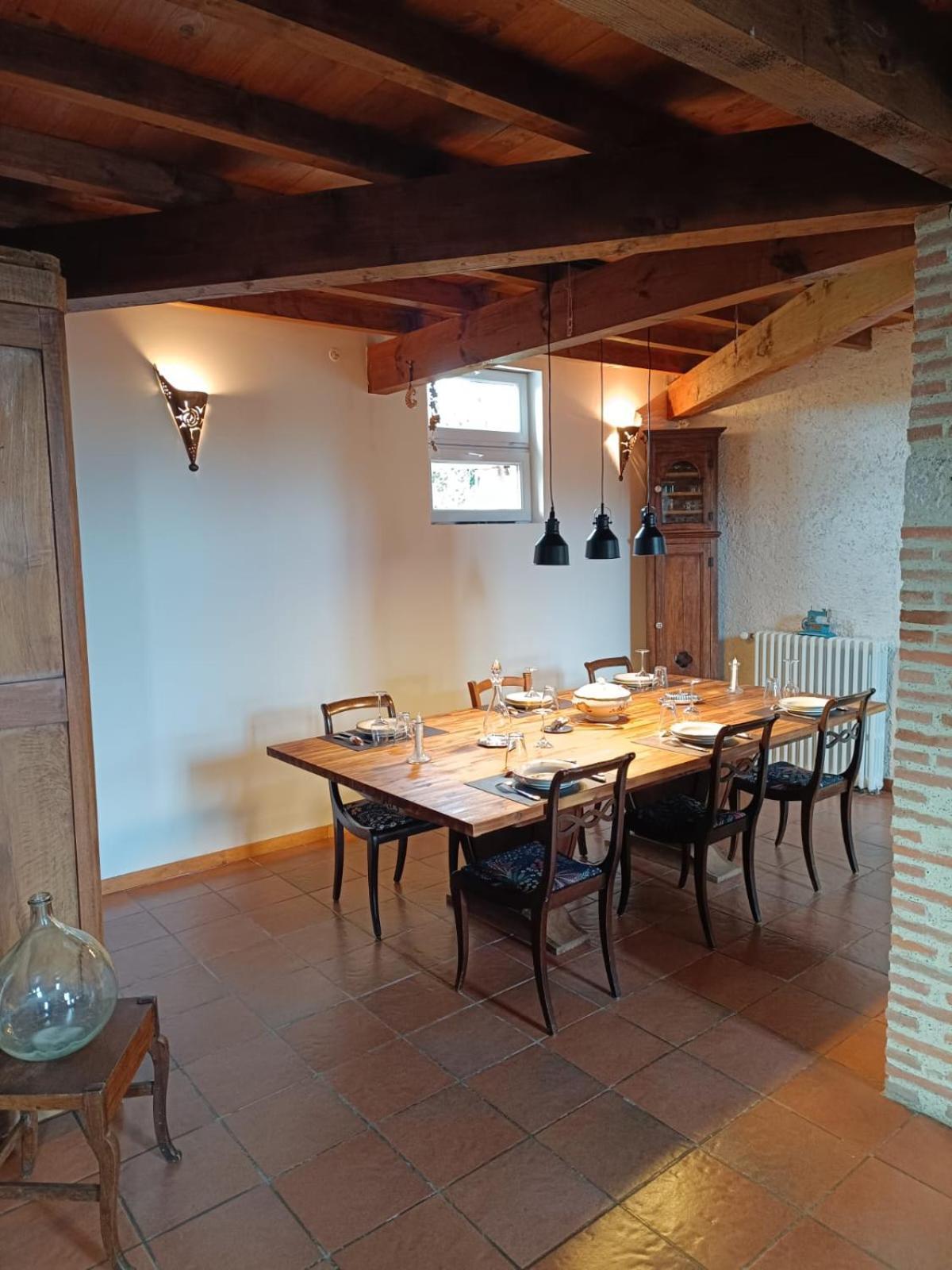 La Fezendes Bed & Breakfast Miradoux Екстериор снимка